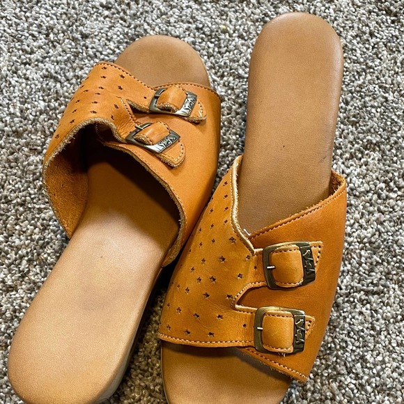 70s YoYos sandals - Picture 5 of 6